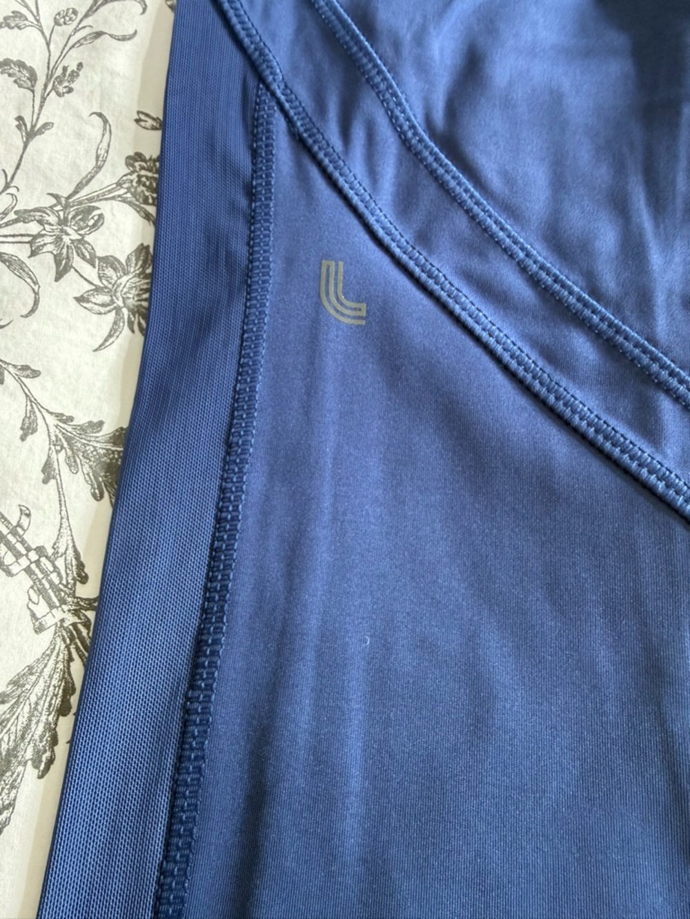 Lolë blue leggings
